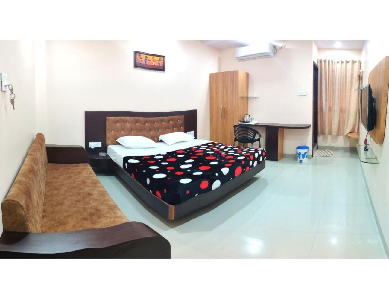 Hotel Pragati, Chanderi, Mp Exterior photo